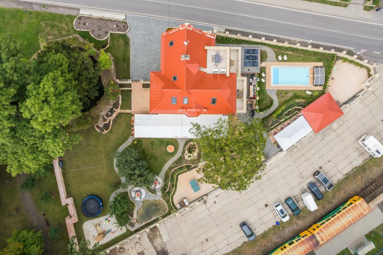Villa Libosad Jicin Ngoại thất bức ảnh
